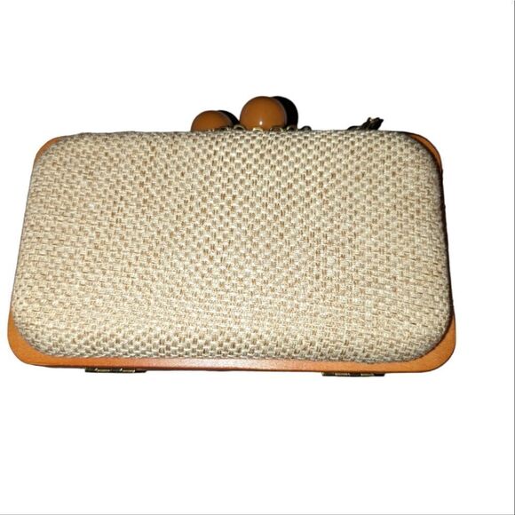 Maurice's embroidered floral and wood clutch bag - Picture 4 of 8